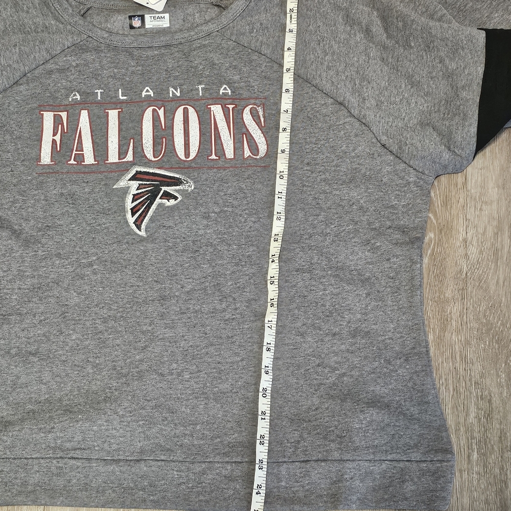Atlanta Falcons Women’s Sweatshirt 2XL NFL Team Apparel Gray Pullover - Picture 11 of 12